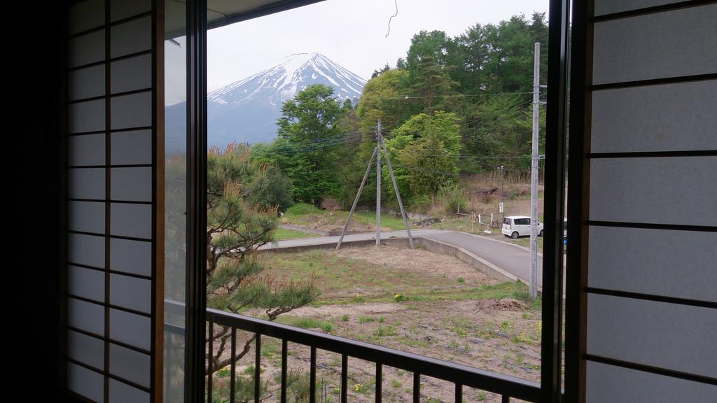 Teishaba Guesthouse&Cafe Fudzsijosida Szoba fotó
